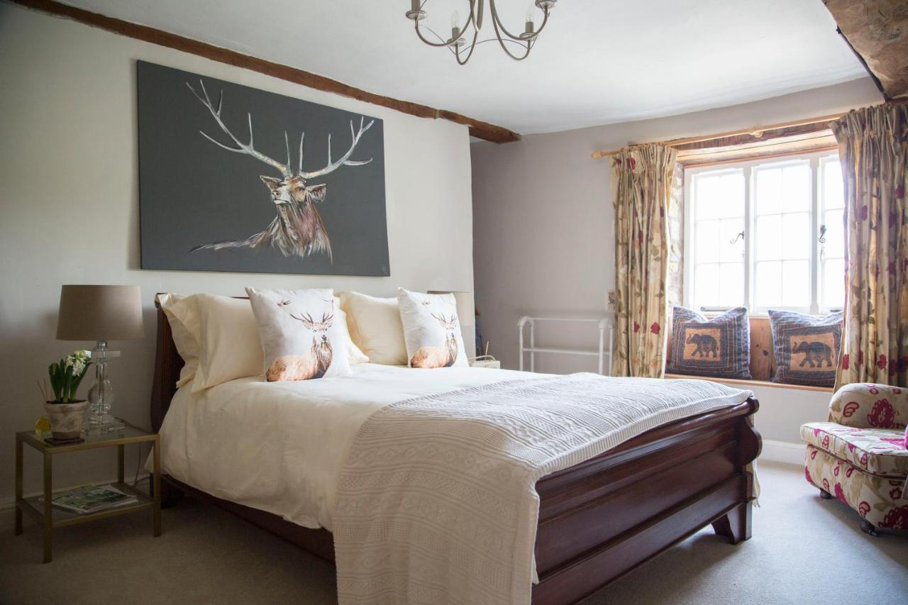 Forthay Bed And Breakfast North Nibley Bagian luar foto